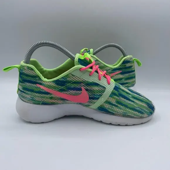 Nike Rosherun Flight Weight Running Shoes Pink Green Girls Youth 4.5 - Picture 5 of 8